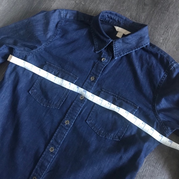Banana Republic blue chambray button down shirt M - Picture 4 of 9